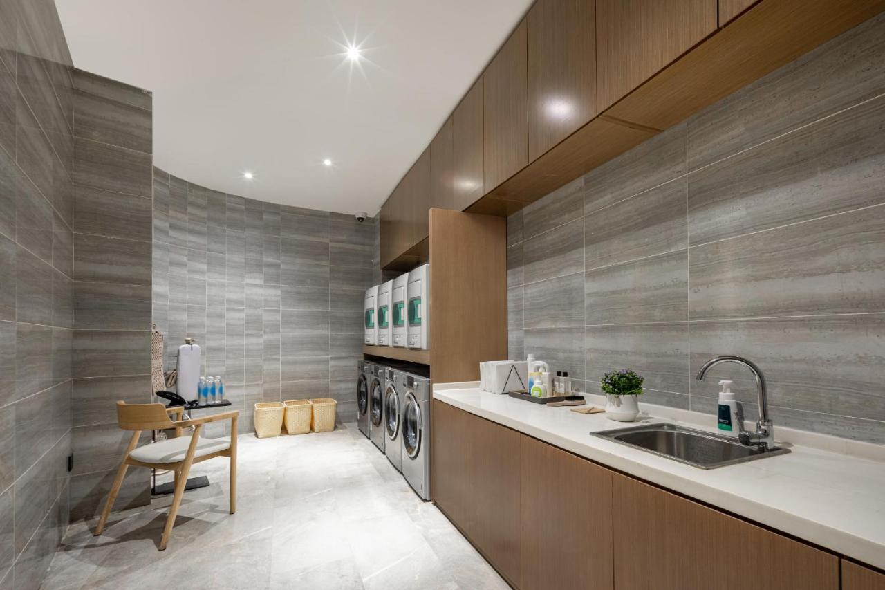 Atour Minhang Industrial Park Hotel 4*